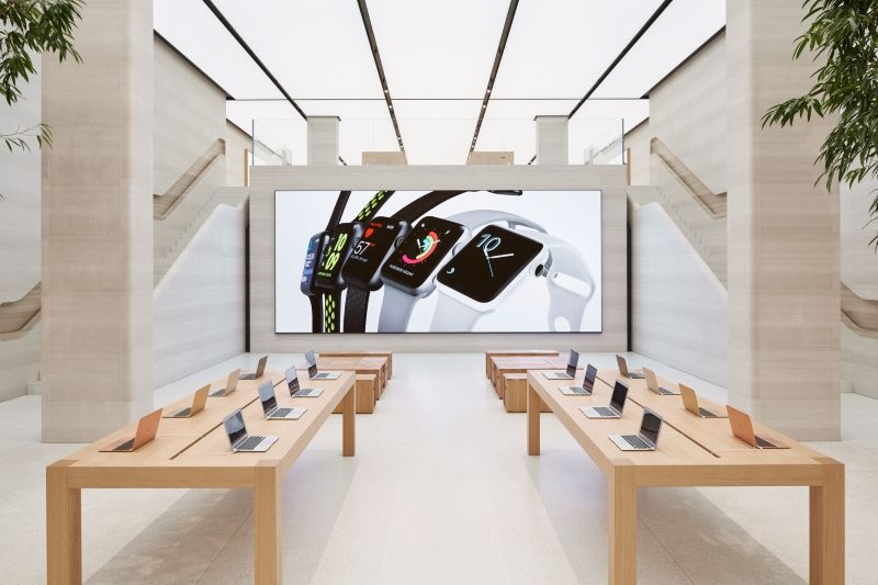 Apple Londra’daki Mağazasını Yeniledi
