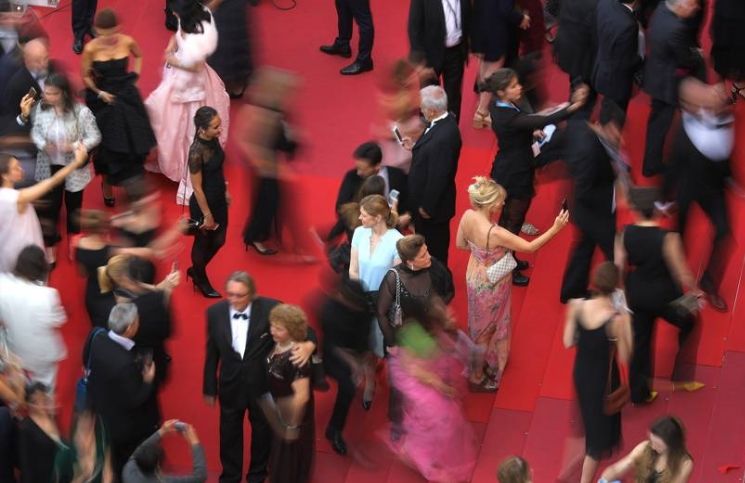 Cannes Film Festivali Kırmızı Halı Selfie’lerini Yasakladı
