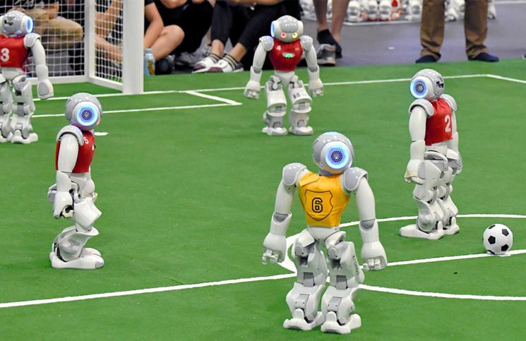Robotların da Futbol Turnuvası Var